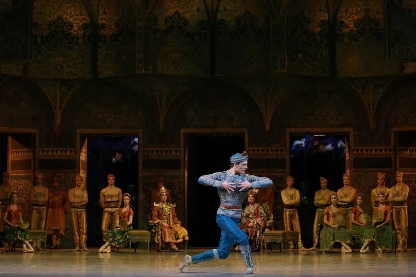 La Bayadère (Hugo Marchand). Foto: Svetlana Lobof/Opéra national de Paris.